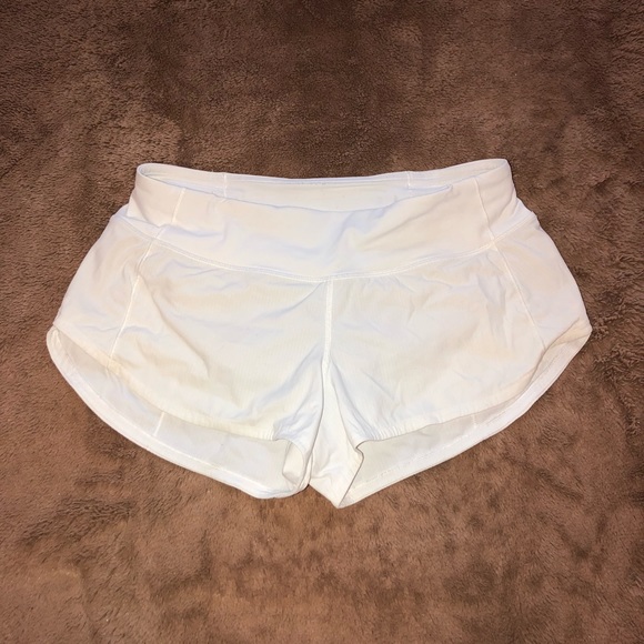 lululemon athletica Pants - Size 4 speed up short (short)
